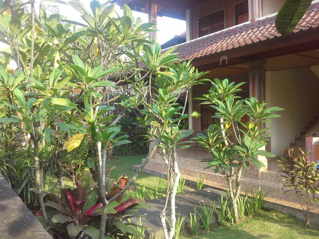 Dewi Ayu Accomodation Hotel Ubud Exterior foto